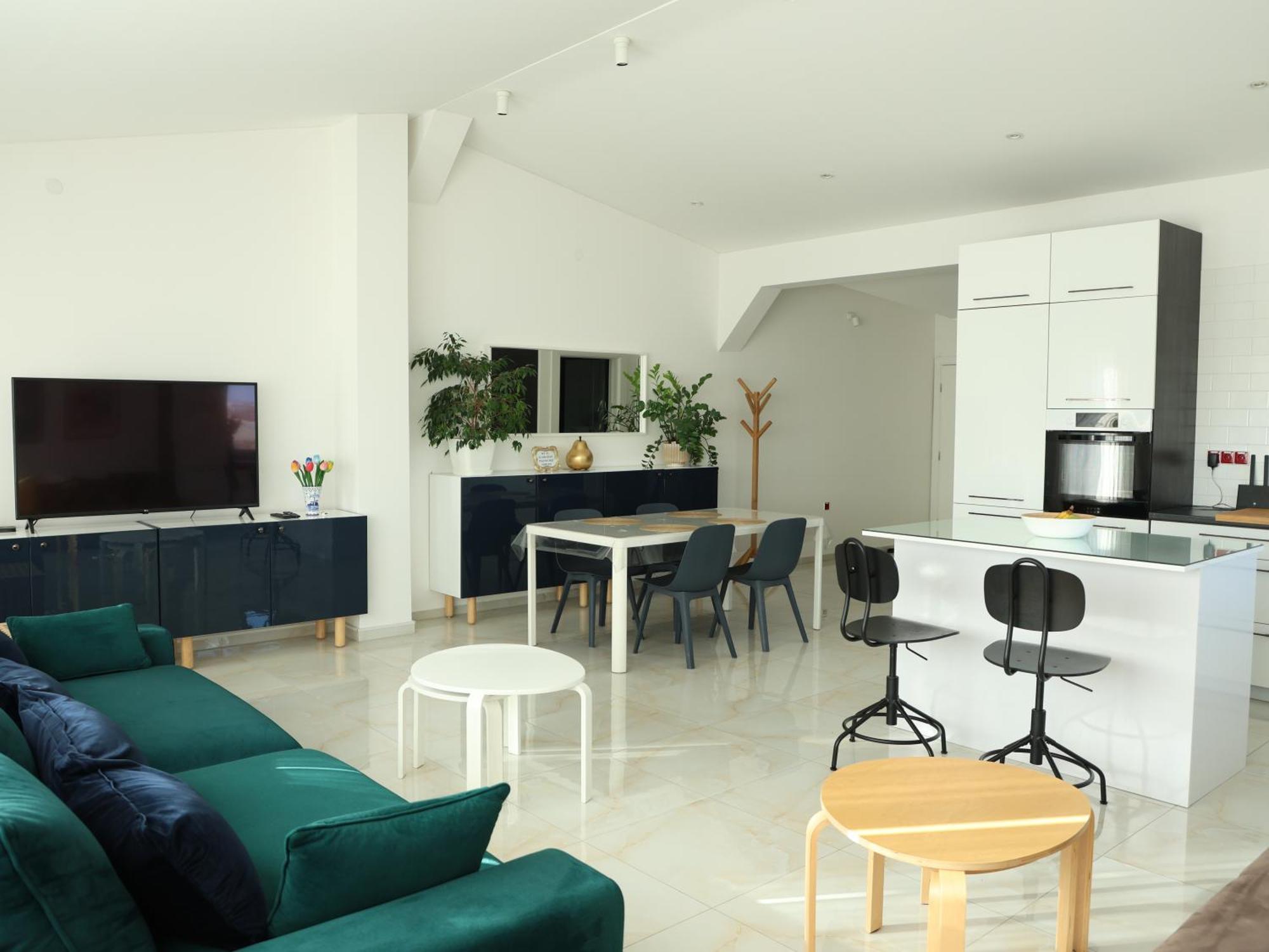 Ferienwohnung Lux House Olga Ruma Exterior foto